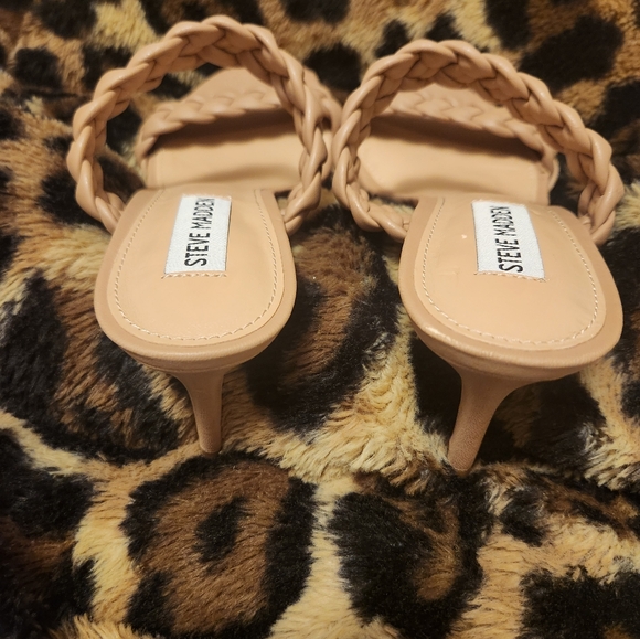 NWOT Steve Madden Prema Braided Sandal in Tan - Picture 2 of 6